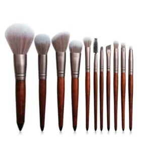 Dami N Co: Explore the best makeup brush set